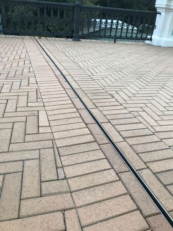 縫隙式排水溝實(shí)際應用