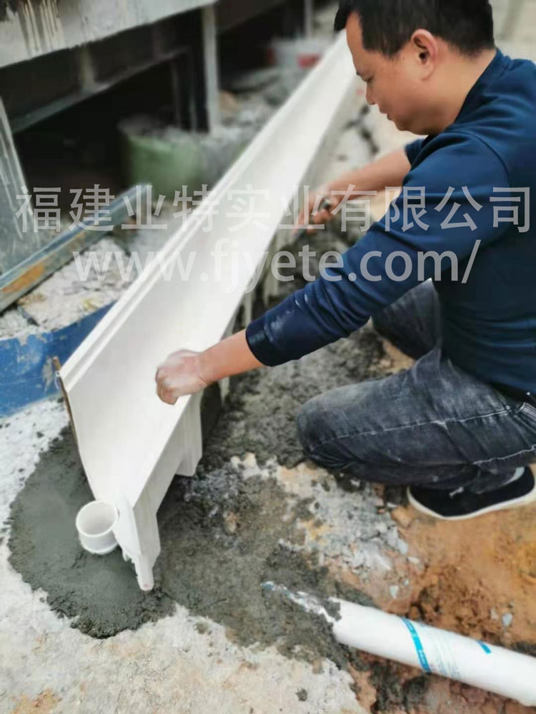 樹(shù)脂成品排水溝安裝示意圖