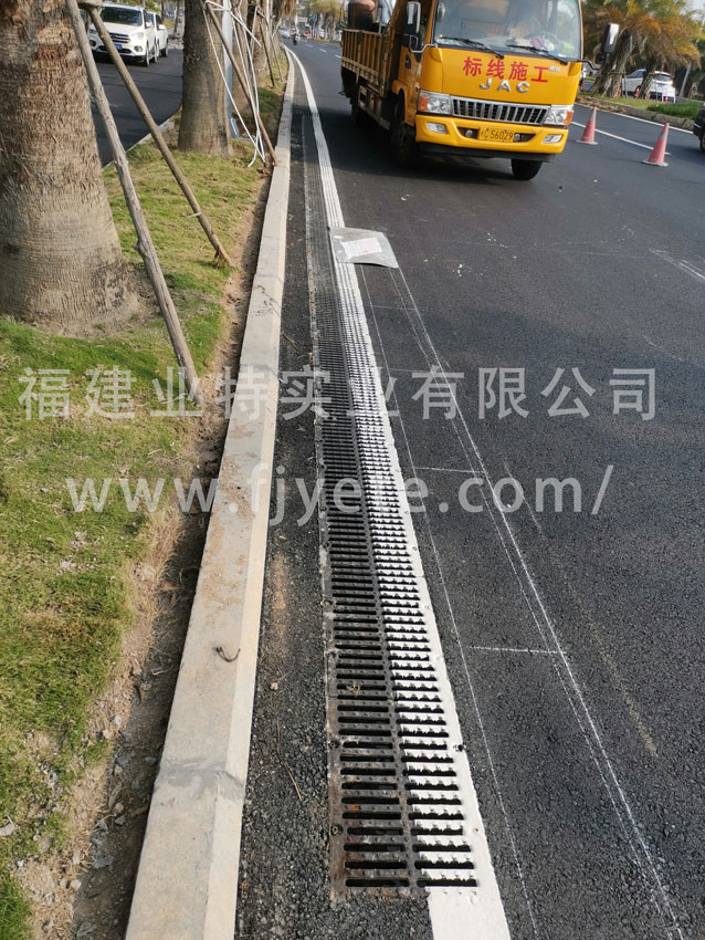 樹(shù)脂成品排水溝道路應用實(shí)例