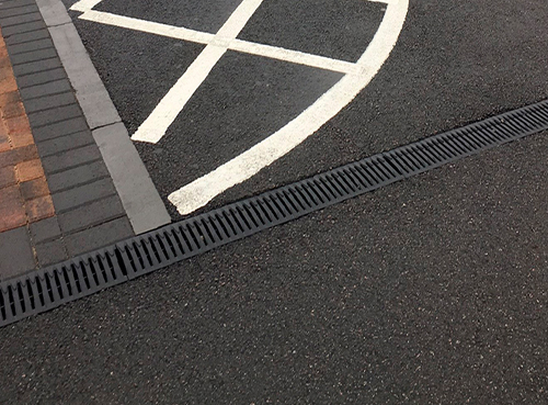 樹(shù)脂混凝土排水溝道路案例